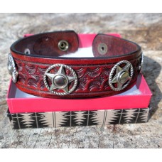 Handmade Leather Bracelet with Rope Edge Bezel w/Nickel Rivet Decoration Medium Brown.